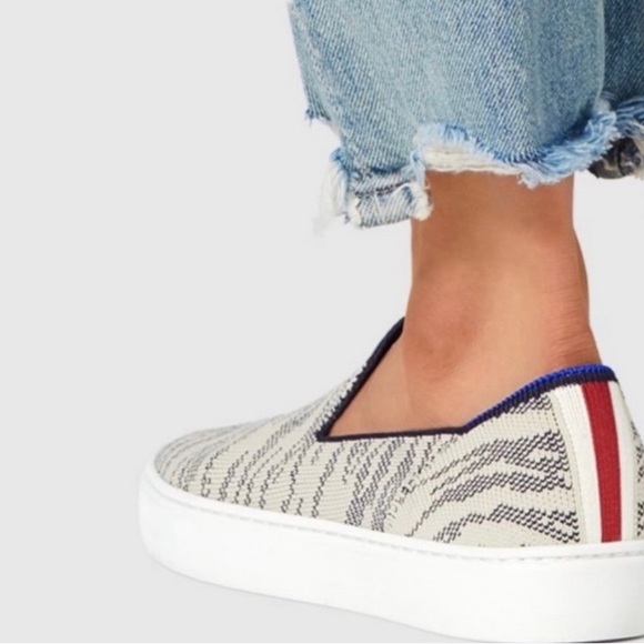 Rothy's Maritime Tiger Stripe Sneakers - size 8.5 - Picture 2 of 13